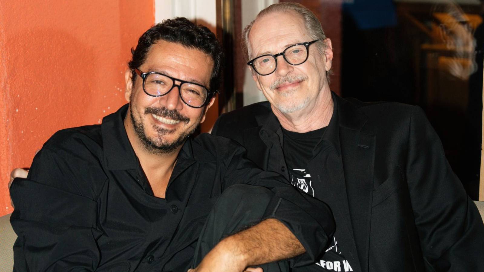 hollywood yildizi steve buscemi tolga karacelikin yeni filmi icin istanbuldaydi eUBQG2TS