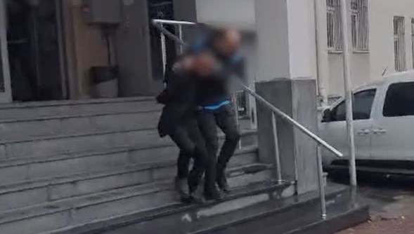 baba ogulun yaralandigi silahli saldirida 2 kisi tutuklandi Zc7q1gJ7.jpg