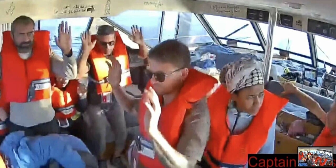 israilin kacirdigi turk aktivistlerin son videolari ortaya cikti JM4f7IV5