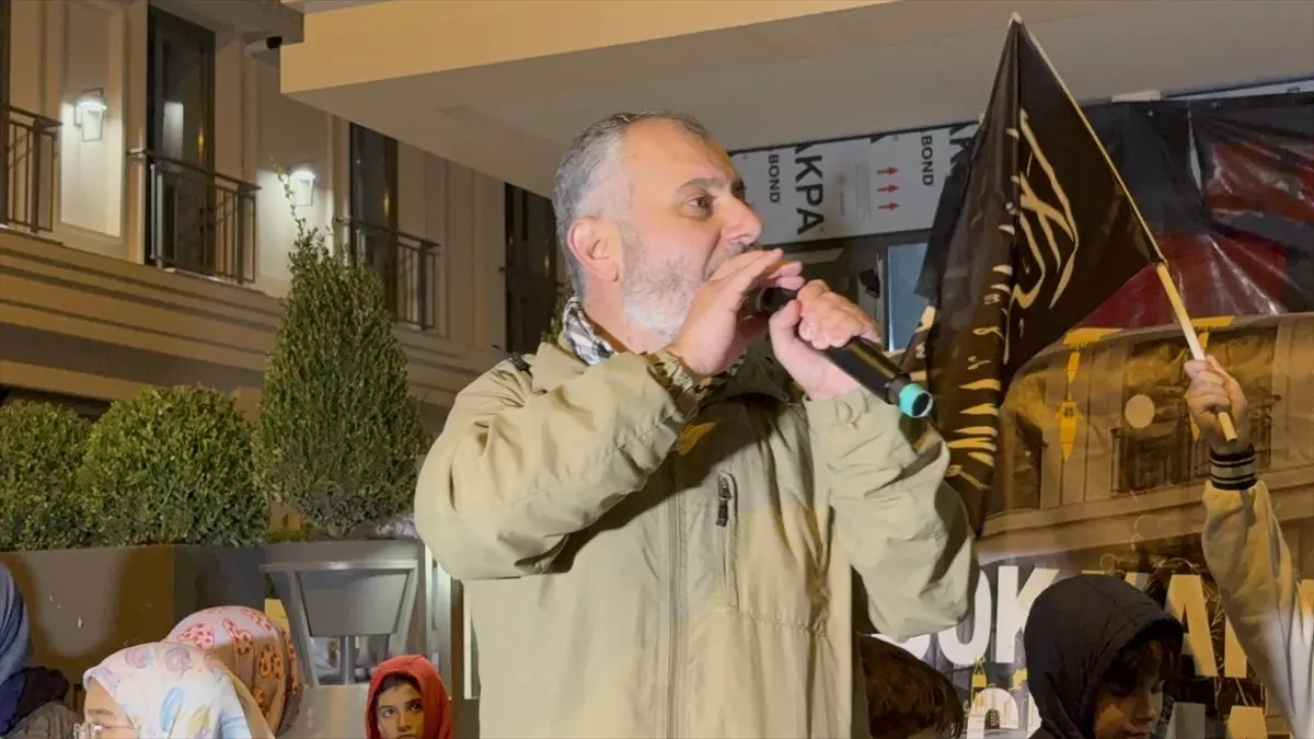 uskudarda mcdonalds protestosu suruyor 1vOAfSVt.jpg