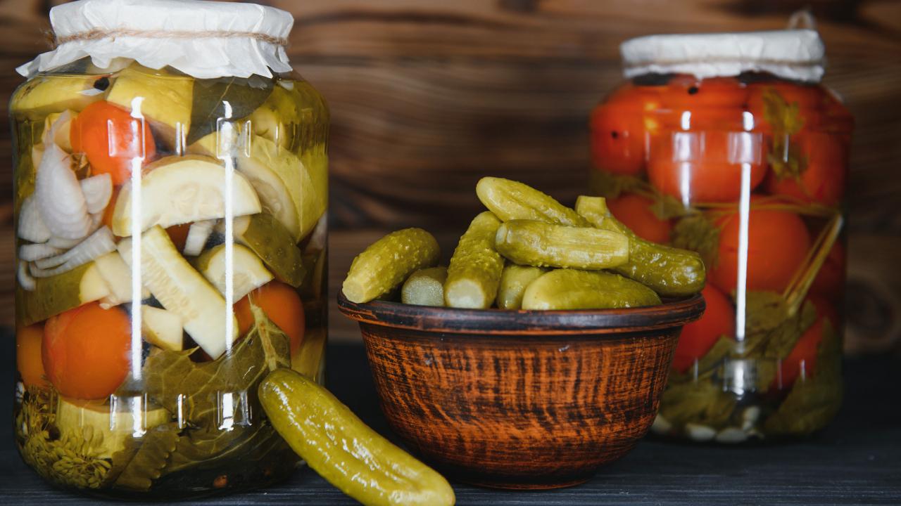 Geleneksel Lezzet: Evde Turşu Kurma