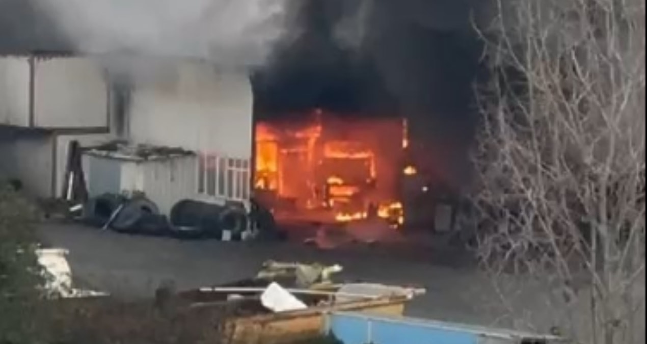 İstanbul’da imalathane yangını! Müdahale sürüyor