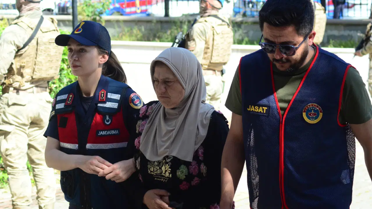 14-yillik-dosya-ihbar-uzerine-tekrar-acildi-anne-baba-ve-dayi-gozaltina-alindi-8OmZHuGZ